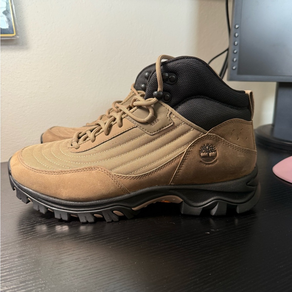 Timberland Men's Tan and Black Boots